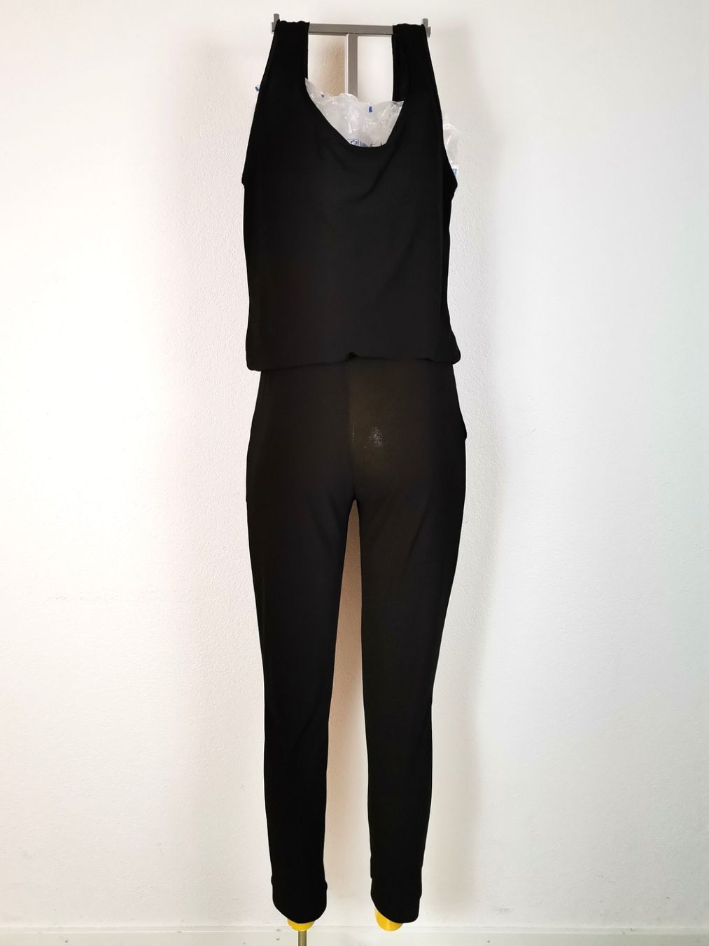 Rich & Royal Tute: RICH & ROYAL Jumpsuit – Usato da Schaffhausen venduto da Restwert_SH