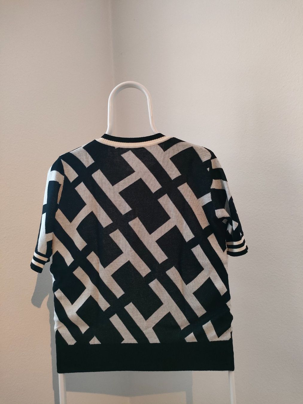Maglioni & Felpe: Wunderschöner Pullover Round Neck – Nuovo (secondo la descrizione) da Dietikon venduto da MJ_Sporting 3