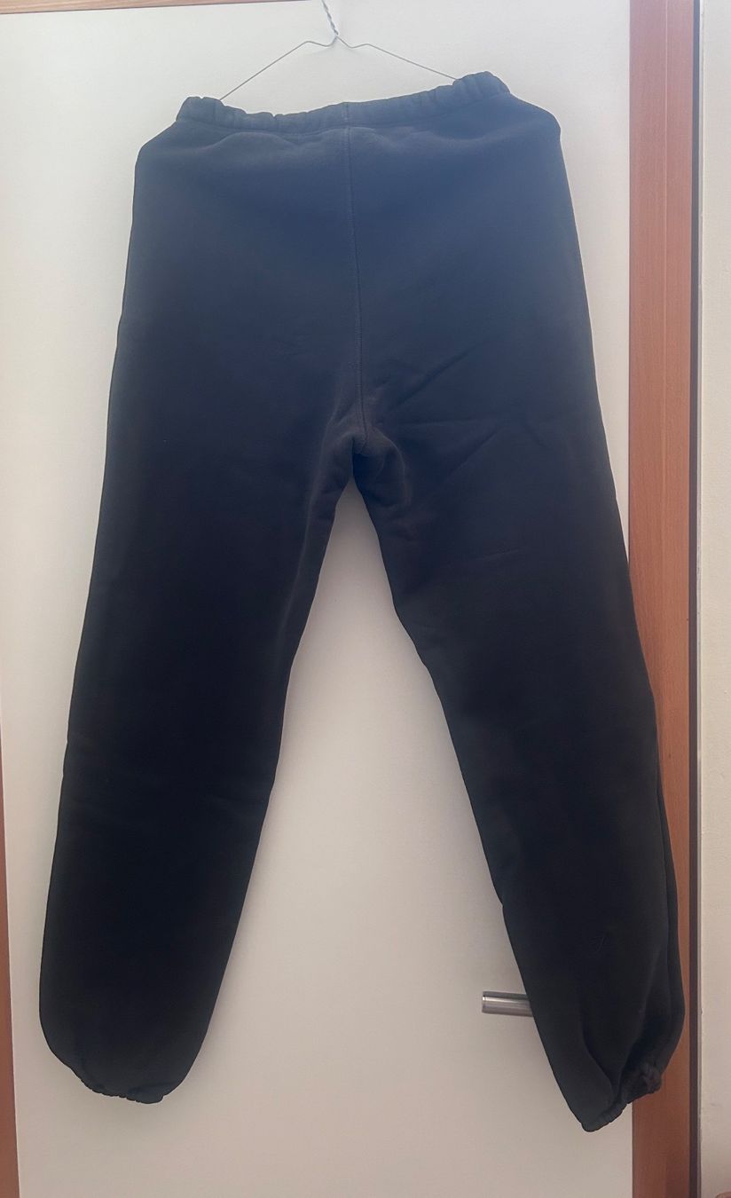 Pantaloni: GYMSHARK Sweatpants – Usato da Dättwil AG venduto da fio_d76l 7