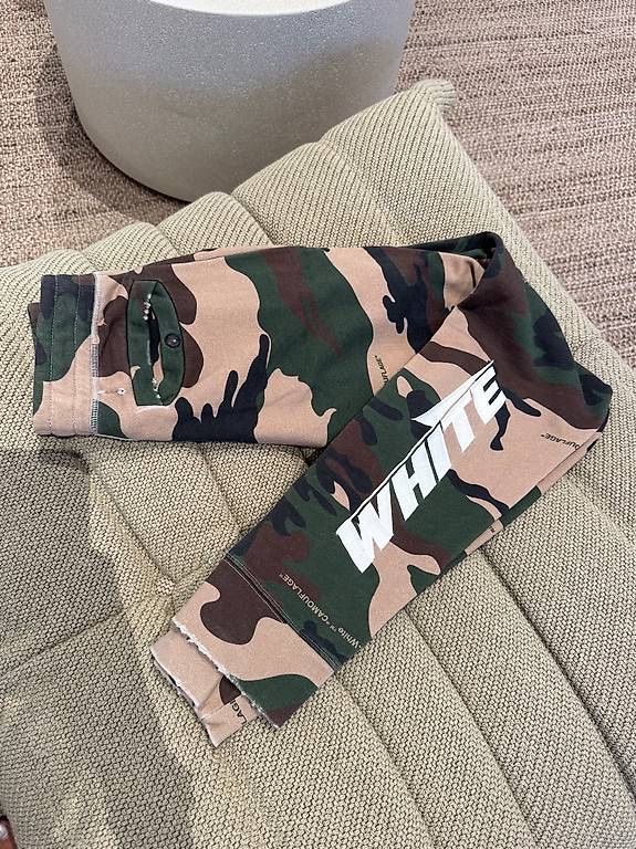 Lots de vêtements: OFF-WHITE PULLI & HOSE – Neuf (Voir description) à Schwyz par bofb 5