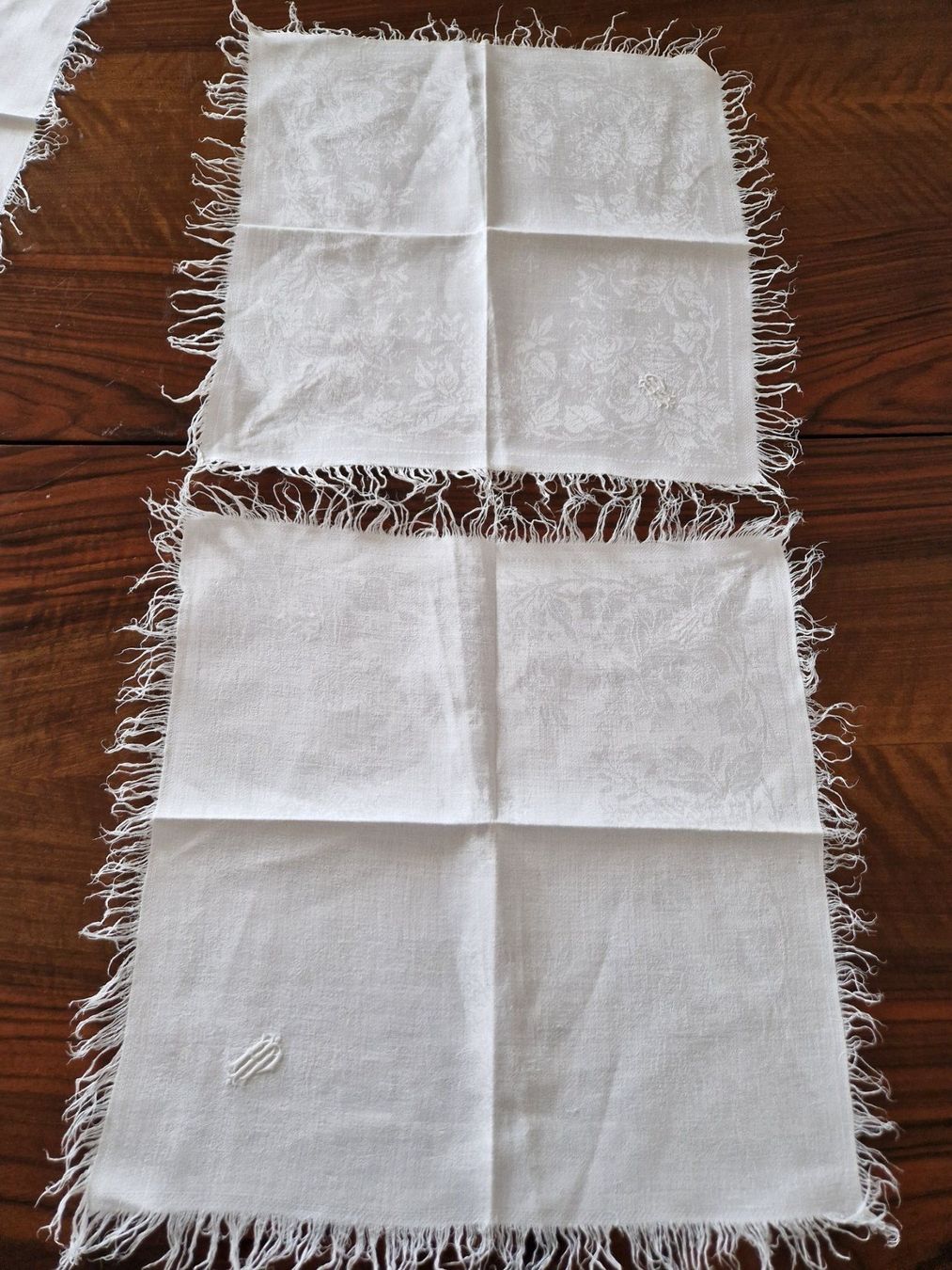 Tovaglioli: Seidendamast Servietten mit Fransen 36x36cm – Usato da Bern venduto da Antikbatik 4