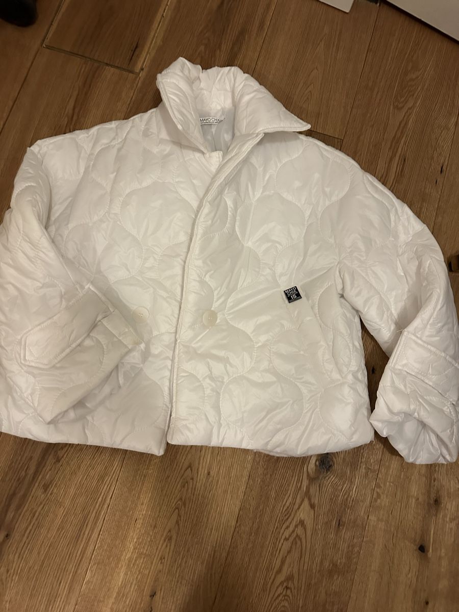 Vestes: Jacke – D'occasion à Rudolfstetten par Laramalna