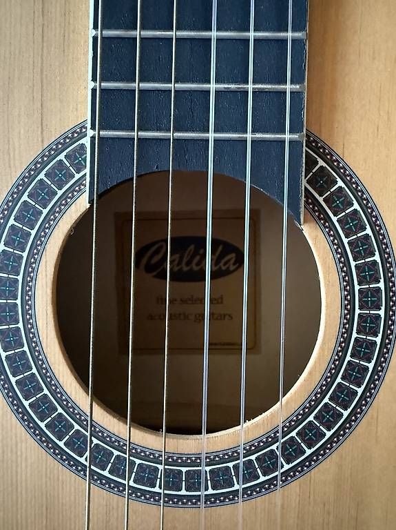 Instruments de musique: Gitarre  – D'occasion à Zürich par car_55kf 1