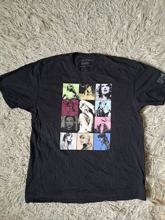 Original Taylor Swift Eras Tour VIP T Shirt Gr. L