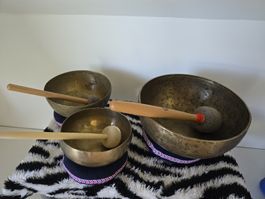 Klangschalen Set Messing mit 3 Schlegeln neu