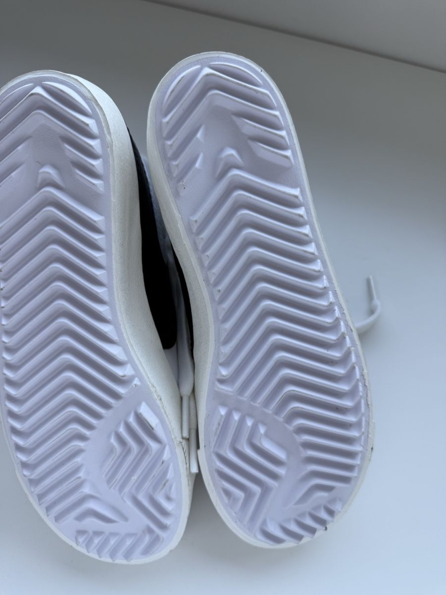Nike Damenschuhe: Nike – Gebraucht aus Monthey von sen_6ckr 1