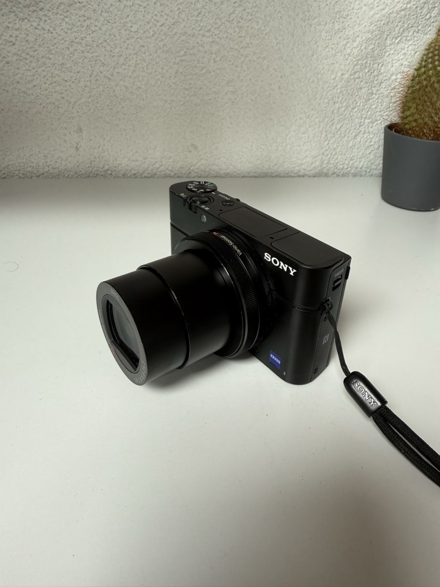 Sony Appareil photo: Sony RX100 iii Kompaktkamera – D'occasion à Hünibach par ren_md9l 5