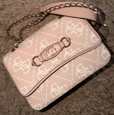 Guess Handtasche rosa mit Kettenriemen guter Zustand