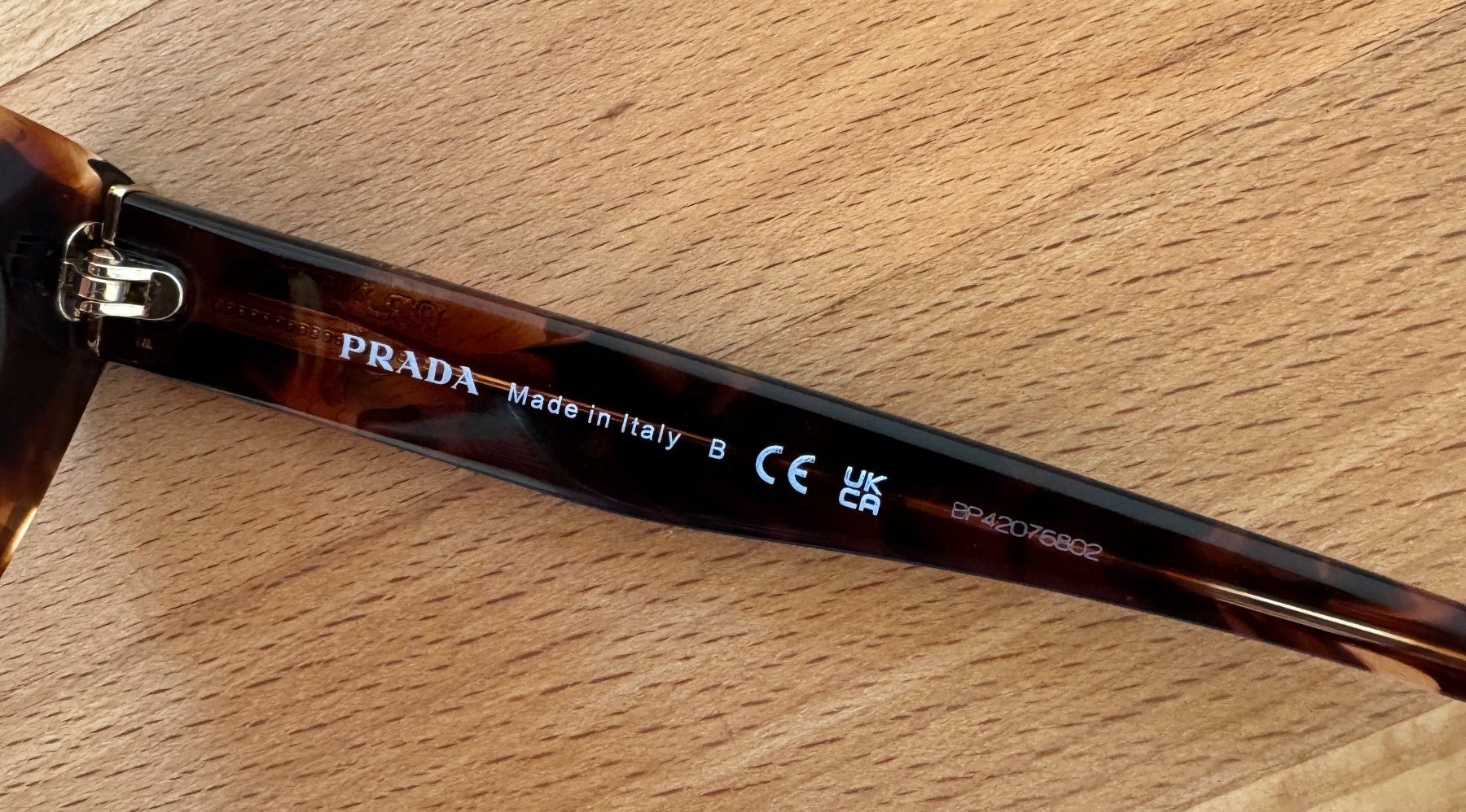 Prada Occhiali & Lenti: Prada Sonnenbrille SPR 16X – Usato da Zuerich venduto da muzuto 3