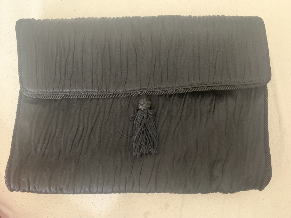 Prada Borse da donna: Prada pochette – Usato da Lugano venduto da Edera49