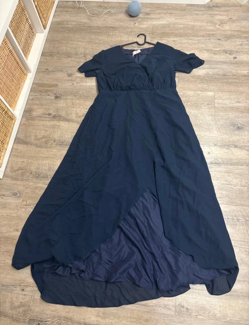 JJ’s House Vestiti: Marineblaues Chiffonkleid – Usato da Winterthur venduto da jul_v9wx 1