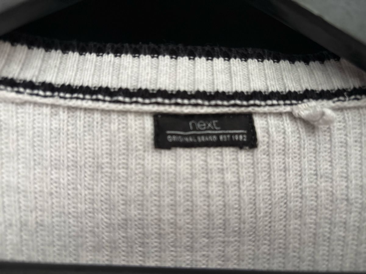 Next Maglioni & Felpe: Next Strickjacke Gr.128 Top Zustand Herbst – Usato da Salenstein venduto da sehrgut 1