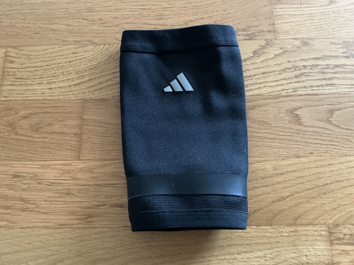 Adidas Nastri decorativi: adidas Performance Kniebandage – Nuovo (secondo la descrizione) da Schwyz venduto da Chrigi75blau
