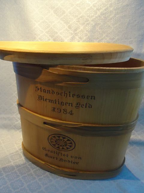 Articoli in legno: Butter - Holzgefäss, oval mit Deckel – Usato da Ergisch venduto da Haemmerli59 7