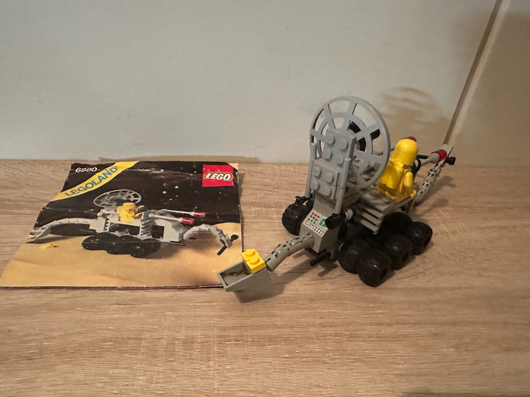 Legoland Kit di costruzioni: LEGO 6880 Surface Explorer – Usato da Basel venduto da Don-Angel 2