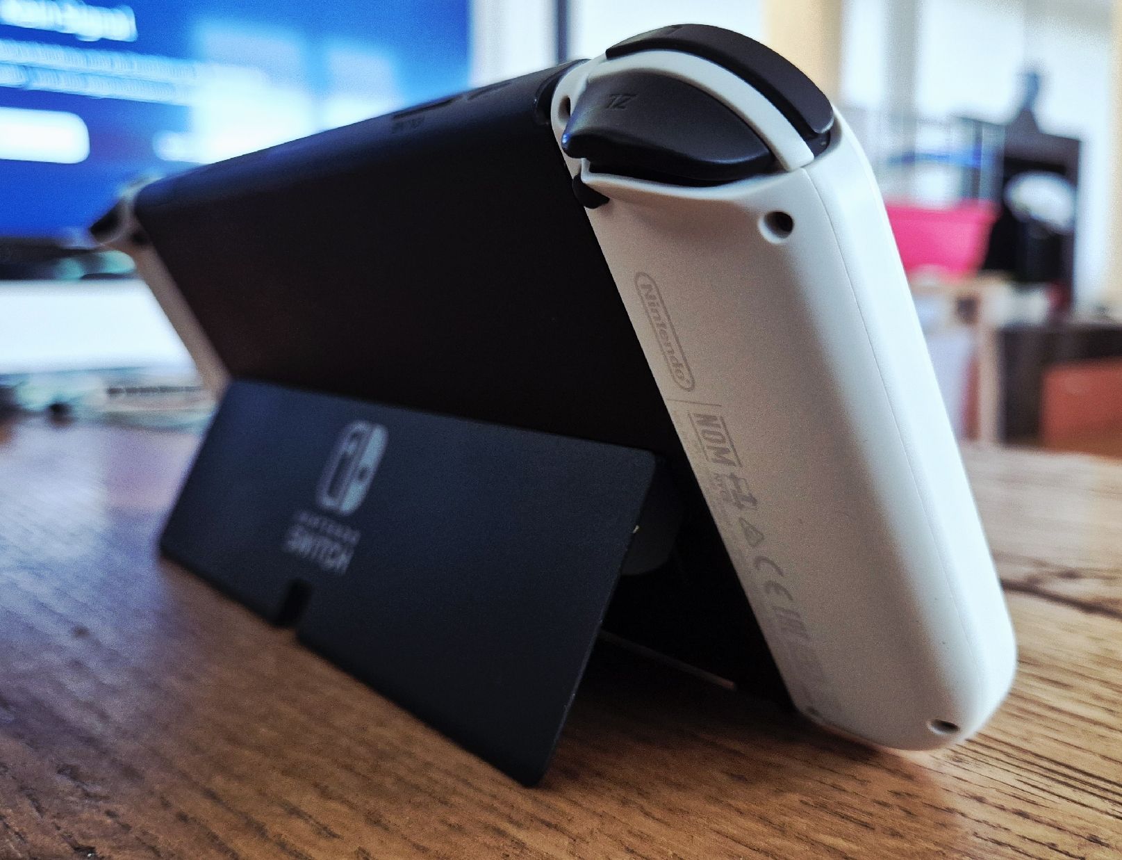 Nintendo Console: Nintendo Switch OLED Weiss + Controller + Tasche – Nuovo (secondo la descrizione) da Au SG venduto da AlenCompany 6