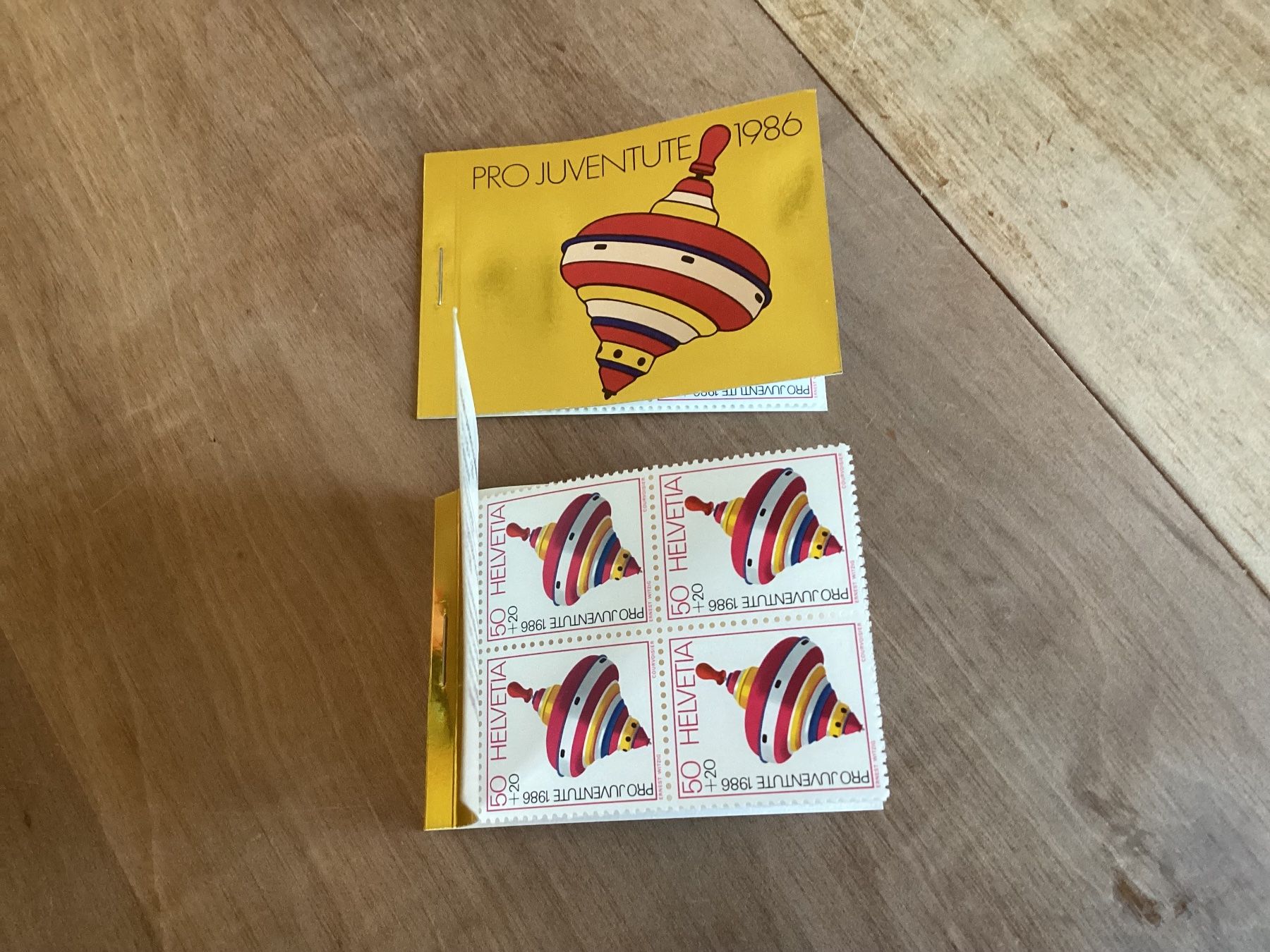 Tutti i francobolli: 24x -.50 Briefmarken postfrisch Pro Juventute 1986 Kreisel – Nuovo (secondo la descrizione) da Seftigen venduto da Muggelwomb