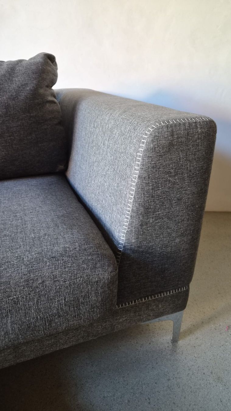 Divani: Sofa grau / anthrazit, Stoffbezug – Usato da Nennigkofen venduto da simonbern 2