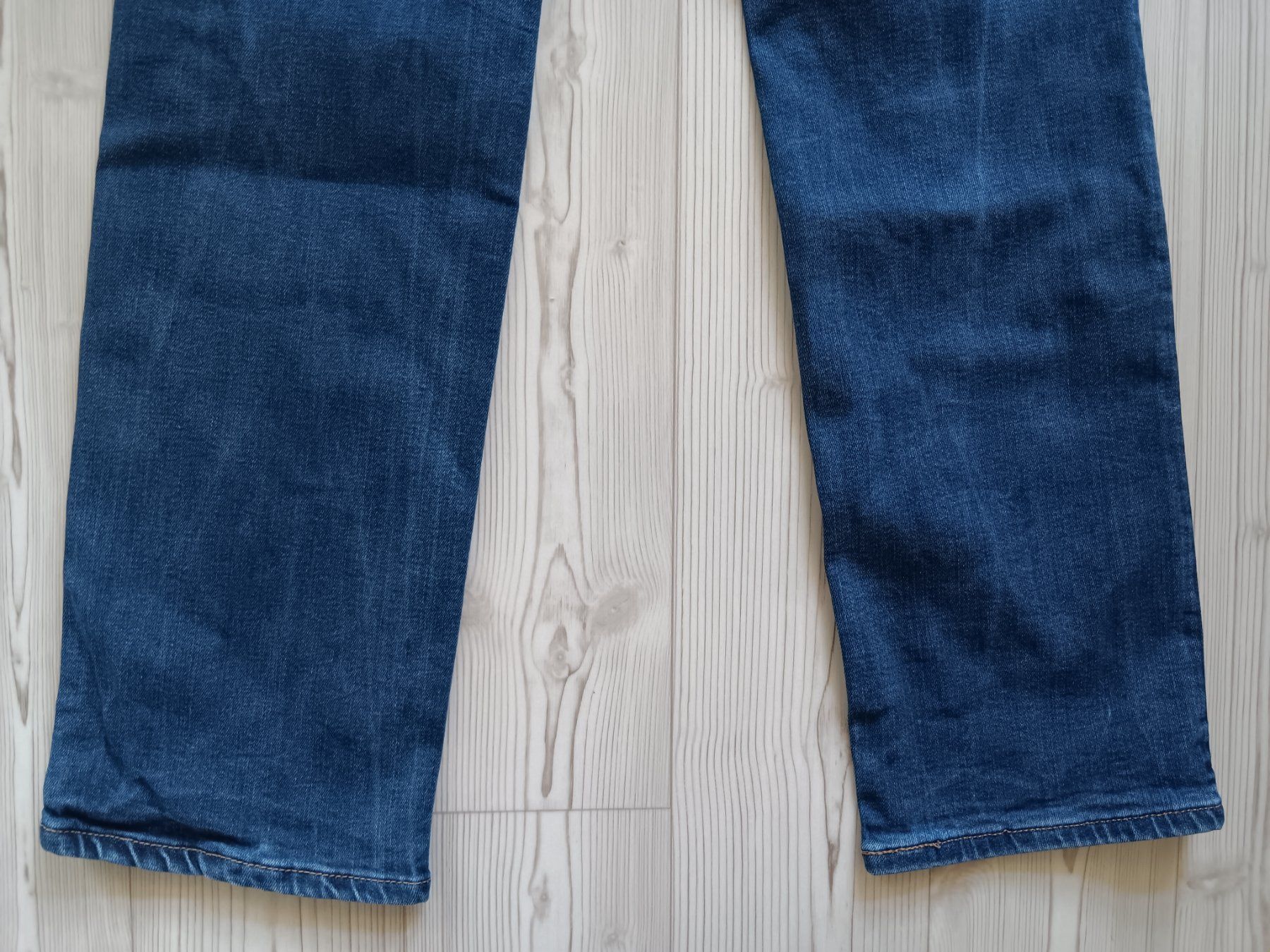 Levi's Jeans: LEVIS 724 Jeans HIGH RISE STRAIGHT taille / Grosse 29 – Gebraucht aus Cossonay-ville von Super-Price-Quality 8