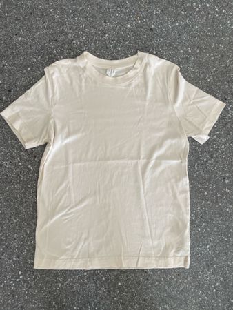T-shirt beige taille S ARKET neuf !