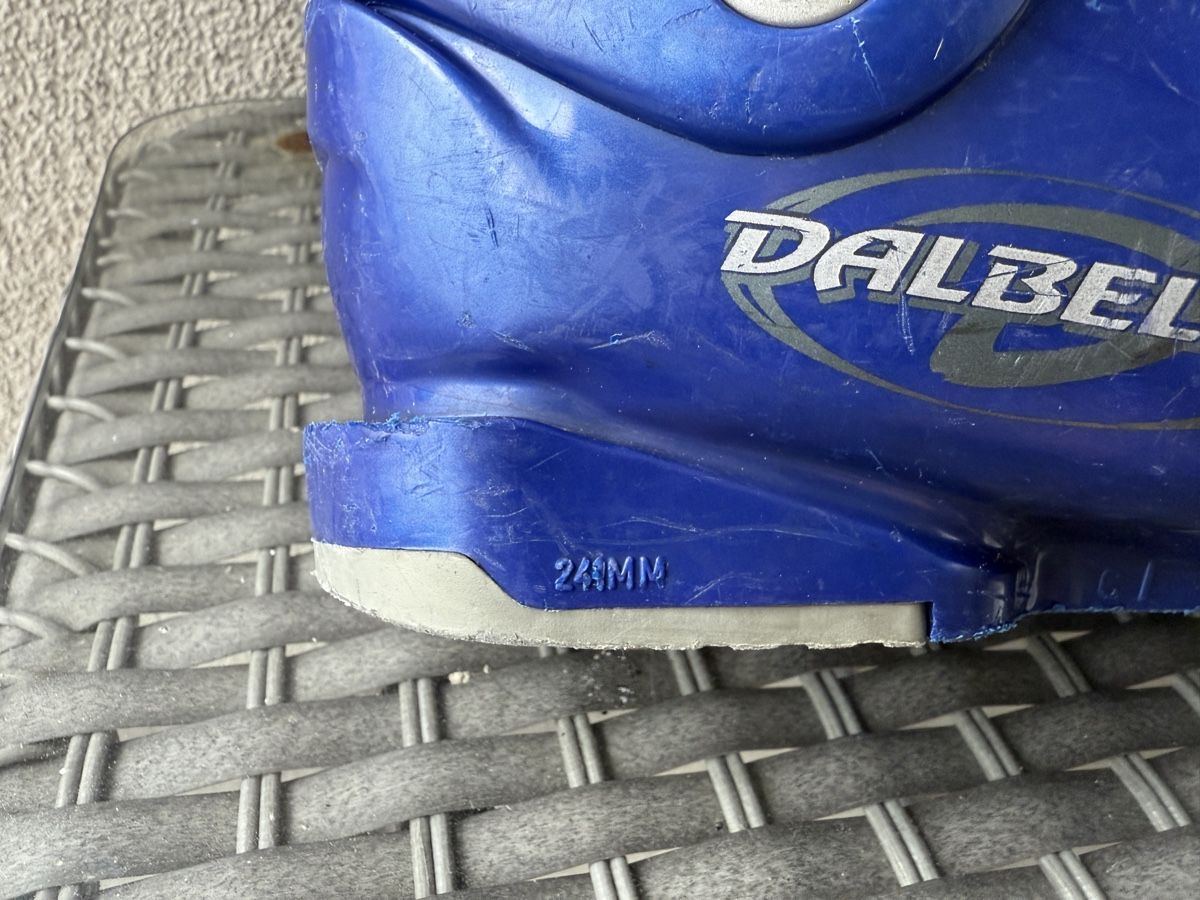 Scarpe per ragazzi: Dalbello Kinder Skischuhe 241 mm – Usato da Giswil venduto da urr_7c5j 4