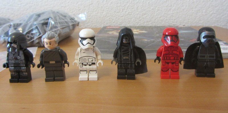 Lego Baukästen: LEGO Star Wars 75256 " Kylo Ren's Shuttle " – Gebraucht aus Kreuzlingen von Han-Solo-68 9