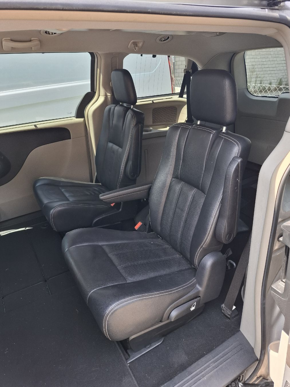 Lancia Automobili: Lancia Voyager 2.8D – Difettoso da Guntershausen venduto da Matthi95 5