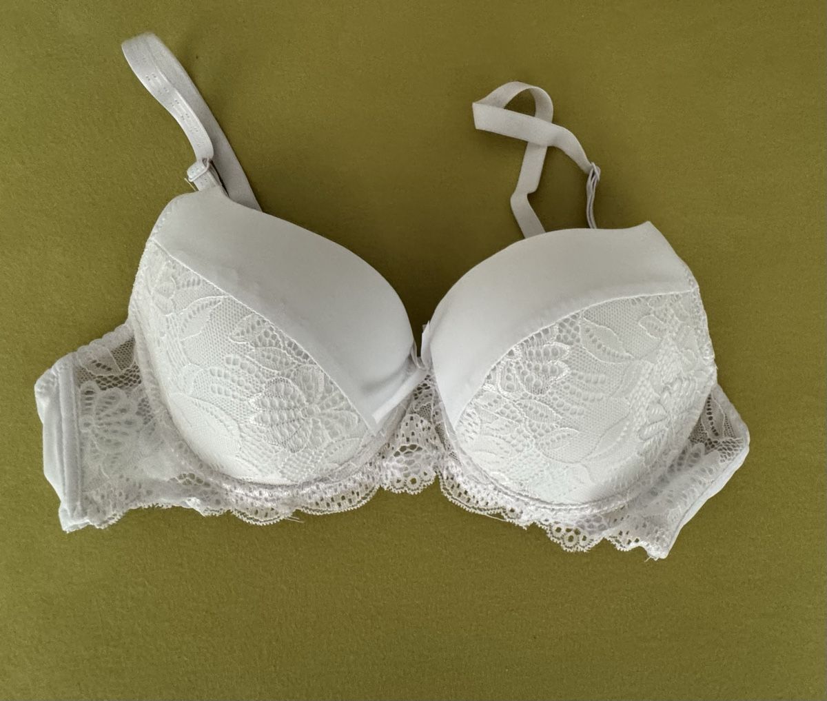 Sonstige Unterwäsche: BH weiss - Gr. 90B – Neu (gemäss Beschreibung) aus Binz von Gregor13