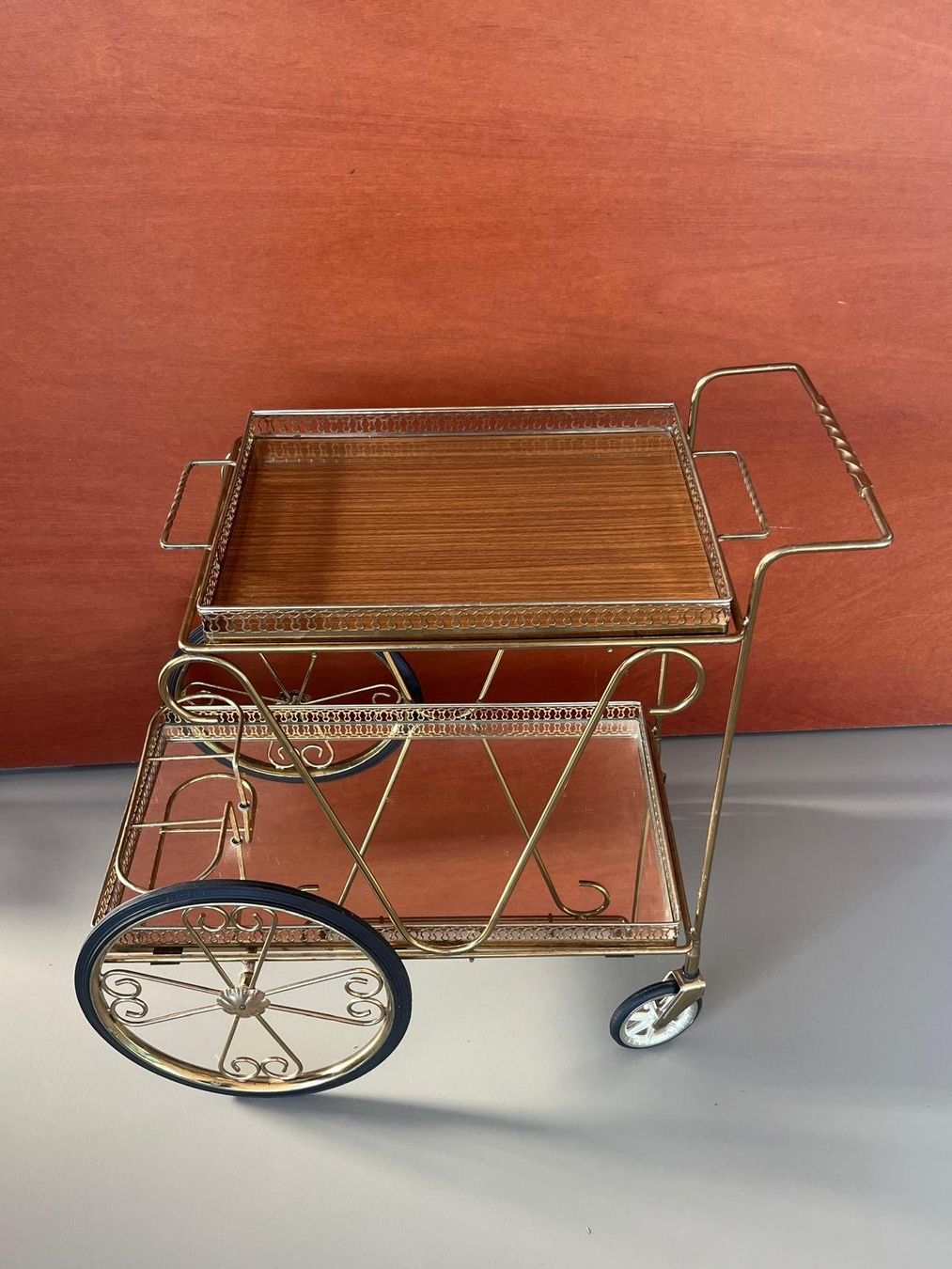 Mobili & Arredamento: Schöner Barwagen – Usato da Basel venduto da SinaVa 1