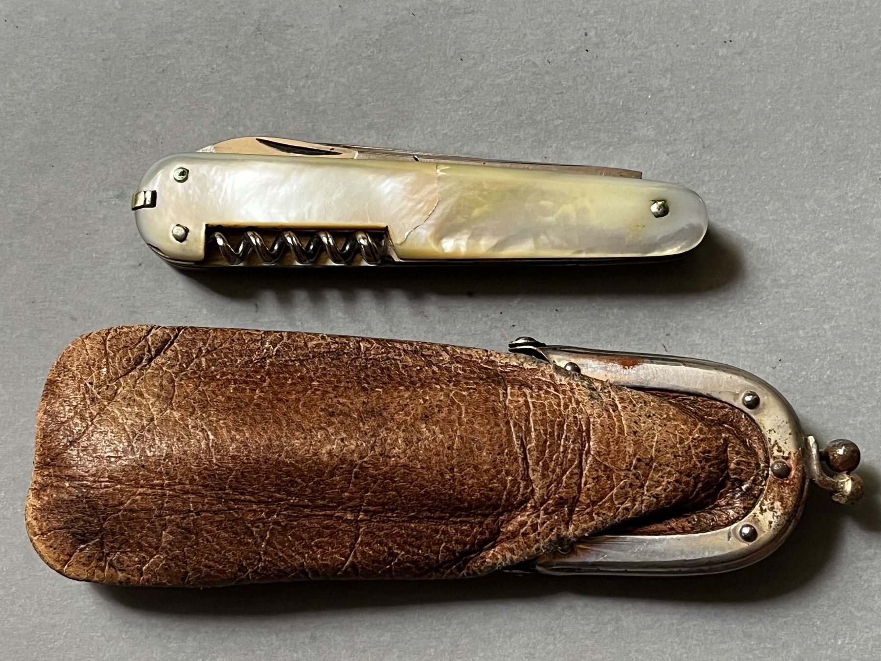 Coltelli tascabile: Sackmesser Bühler Langenthal 80 mm Perlmutt, mit Etui - RAR – Usato da Zürich venduto da FV.vintage 4