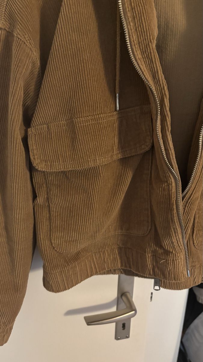 Only Giacche: Braune Jacke von Only, Manchester Stoff – Usato da Roggwil BE venduto da R.. 1