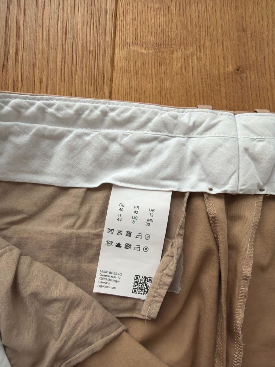 Hosen: Hugo Boss Hose, Khaki, Gr 40 – Gebraucht aus Spiez von Nieverge0 1