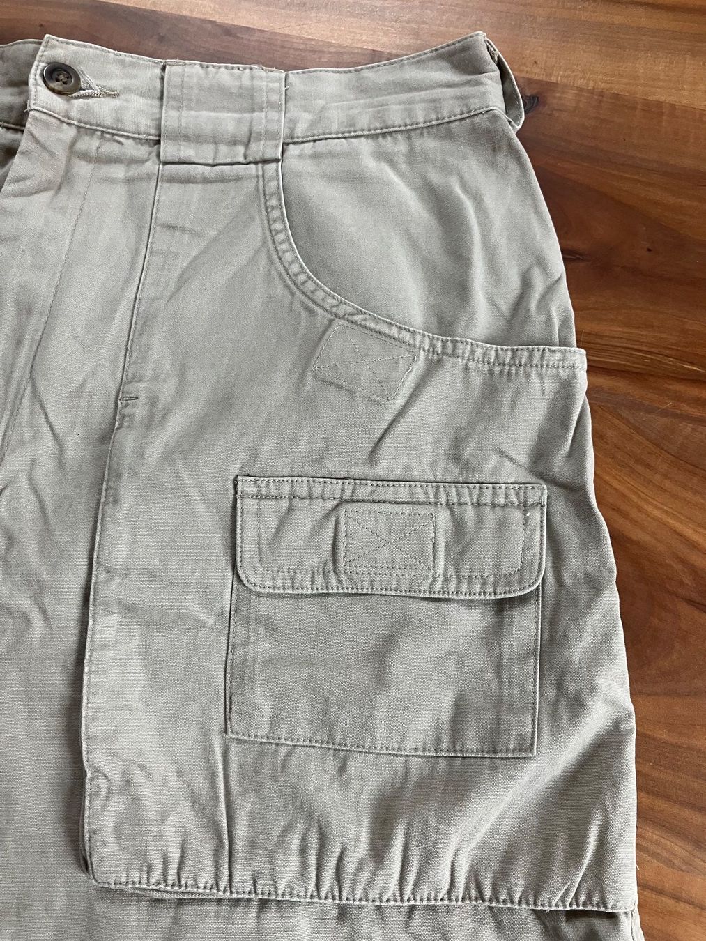 Hosen: schöne, kurze , beige Sommershorts – Gebraucht aus Bern von sturmmoewe 3