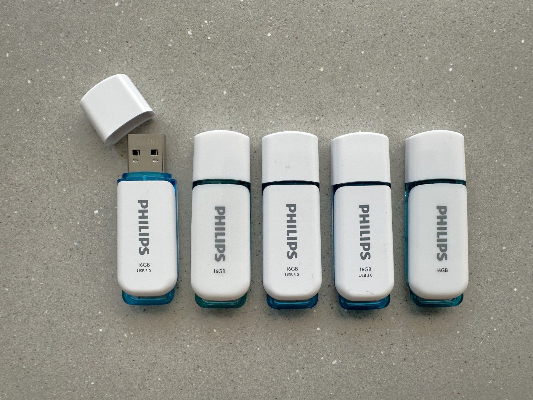 USB Sticks: USB Datensticks 16 GB – Gebraucht aus Winterthur von Ricaston