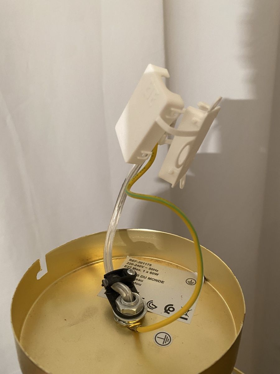 Maisons du monde Lampadari & plafoniere: KUTA Hängeleuchte Perlmutt/Gold Maisons du Monde – Difettoso da Basel venduto da fel_5sqf 6