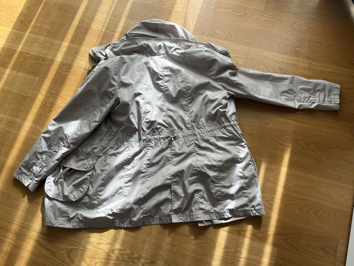 Giacche: Schöne Übergangsjacke Gr.: 42, tip top – Usato da Zürich venduto da MariaSusanne 2