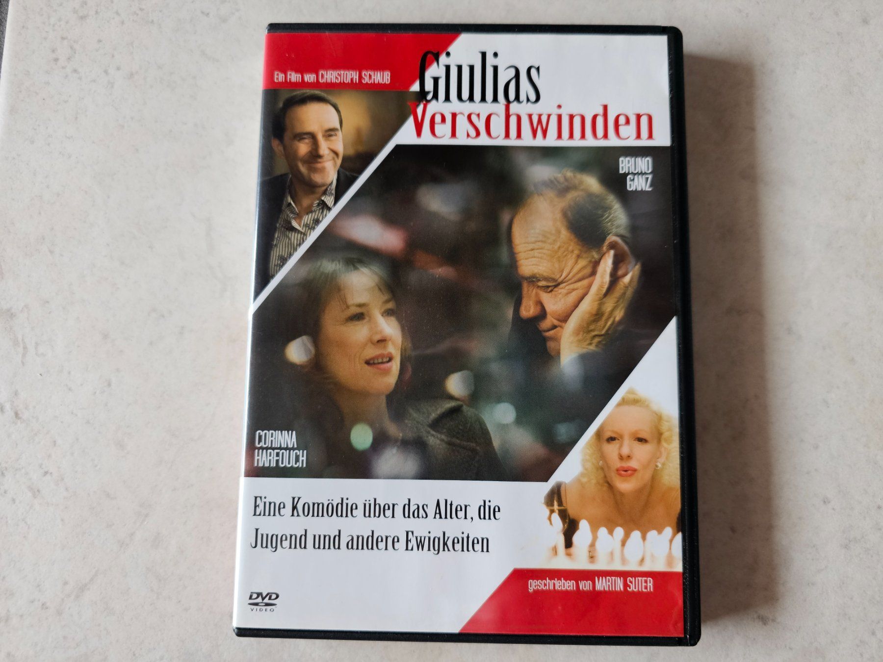 Tutti i DVDs: Giulias Verschwinden – Usato da Schneisingen venduto da backstore24