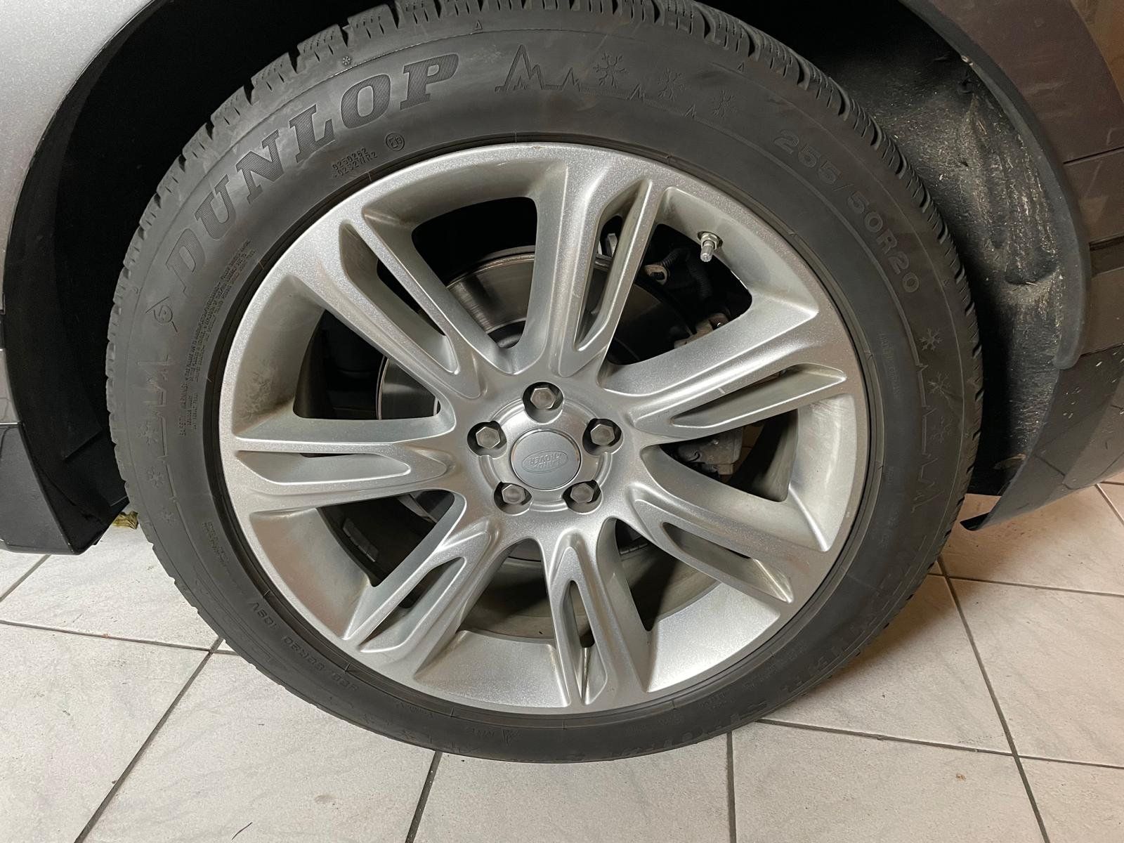 Land Rover Automobili: Range Rover Velar – Usato da Luzern venduto da inf_l5rr 7