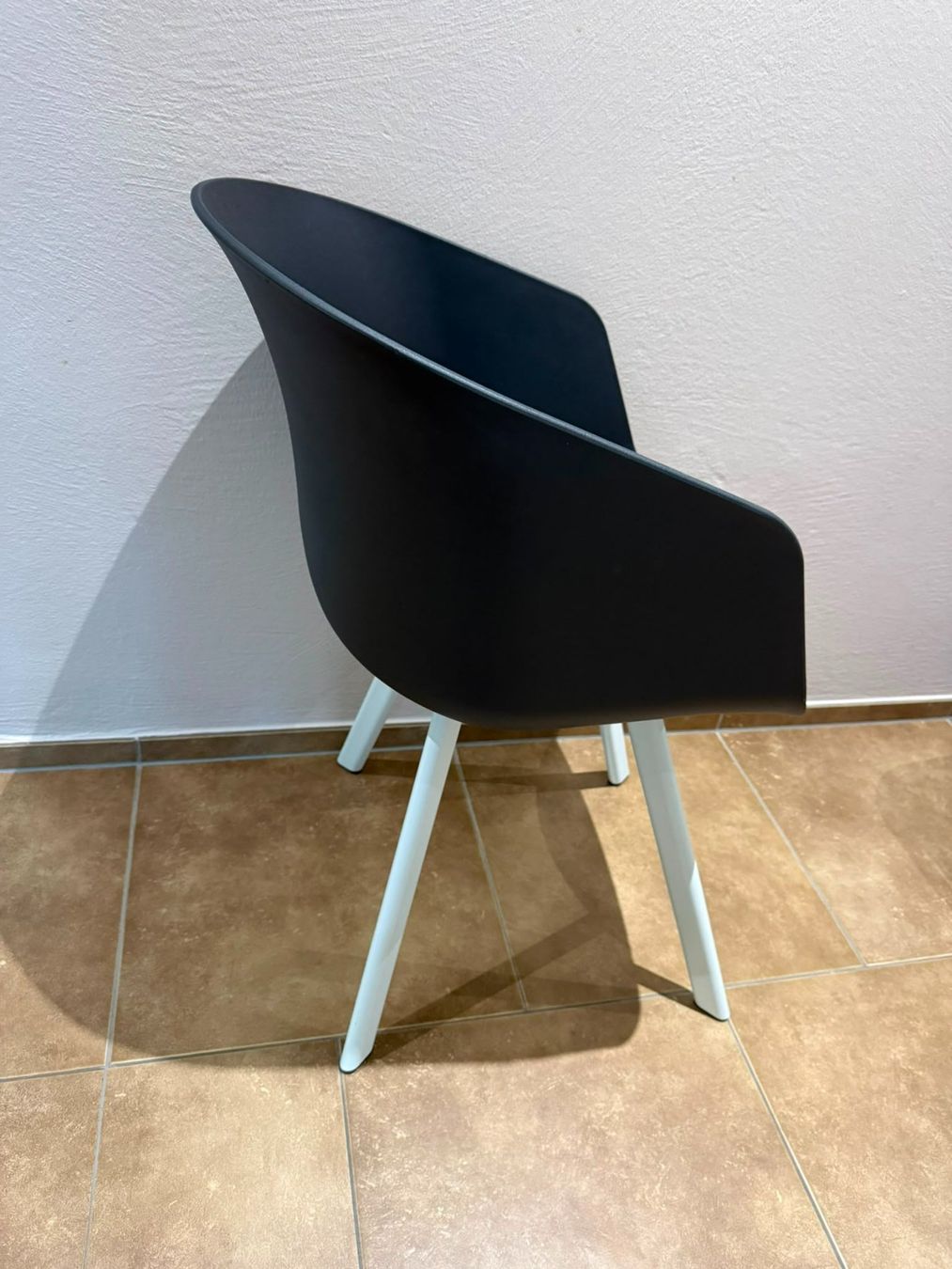 Stühle: Stuhl mit Sitzpolster – Gebraucht aus Fällanden von Liefie 1