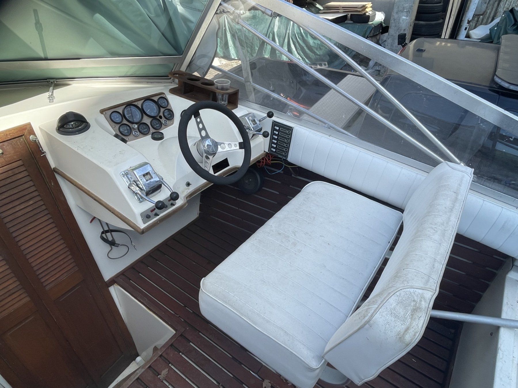 Barche: CARY 32 - TOP SCHNELLBOOT USA 1976 – Usato da Avenches venduto da BOOTTRANSPORTE 4