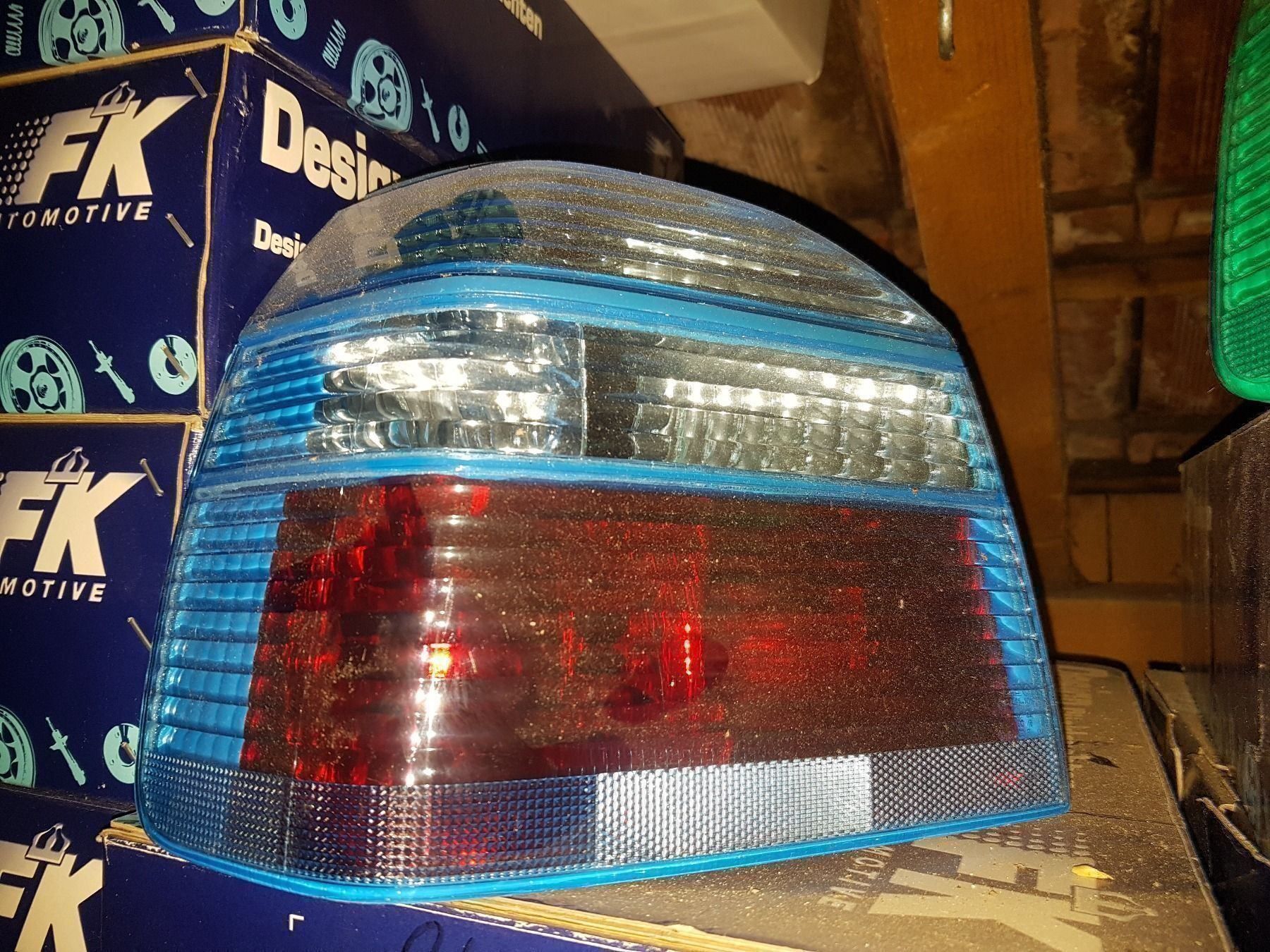 Fari: Rückleuchte VW Golf 3 in Blau Neu!! – Nuovo e nell'imballaggio originale da Dottikon venduto da zepterAG