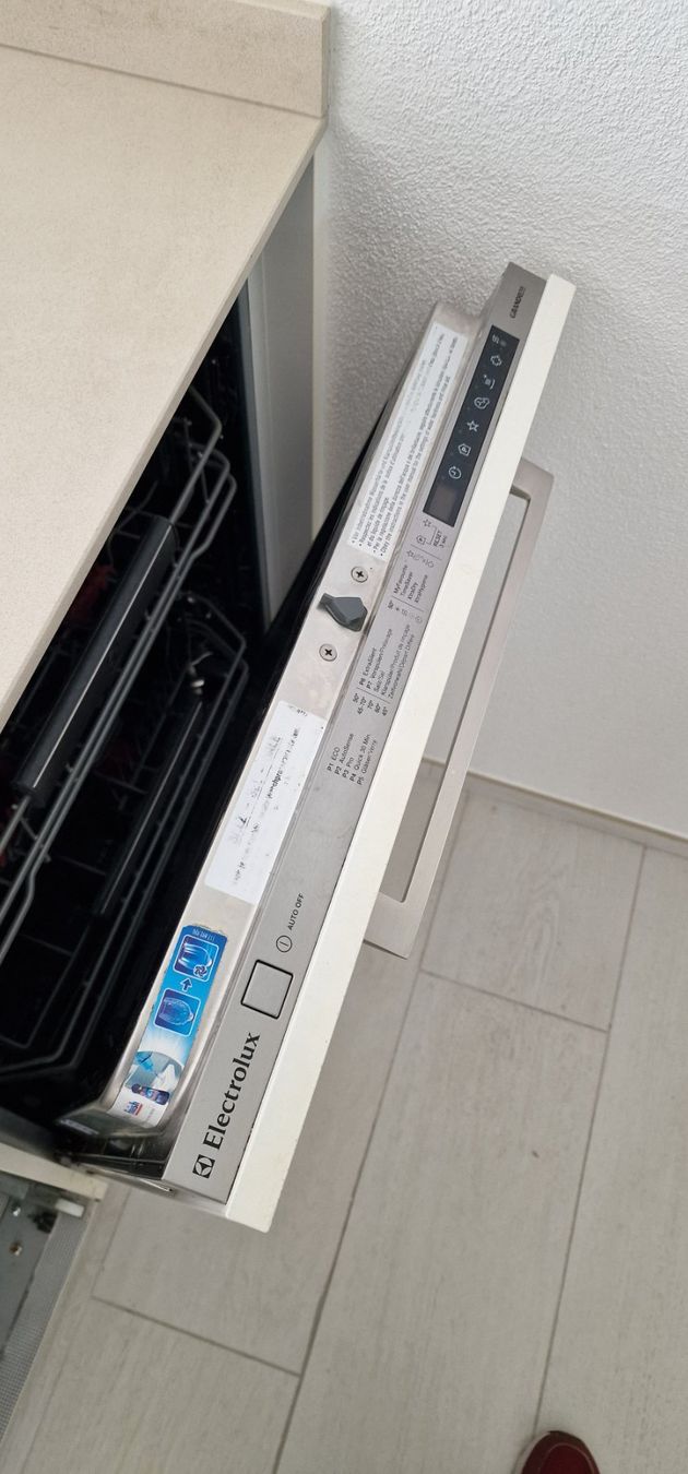 Electrolux Lavastoviglie: Electrolux Einbau-Geschirrspüler GA60GLVS / XXL – Usato da Hinwil venduto da Felsenhof-Didi 1