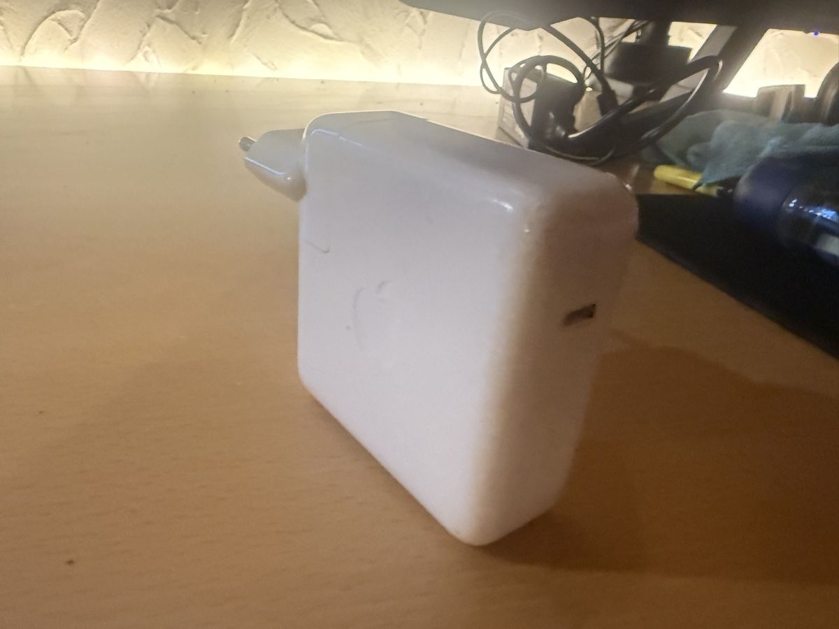 Apple Unità & Adattatore: Gebraucht / APPLE 70W USB‑C Power Adapter Netzteil – Usato da Laupen BE venduto da fab_bl5s 4