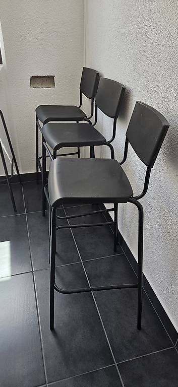 Seggioloni: Lot de 4 chaises de bar – Usato da Genthod venduto da lappi11