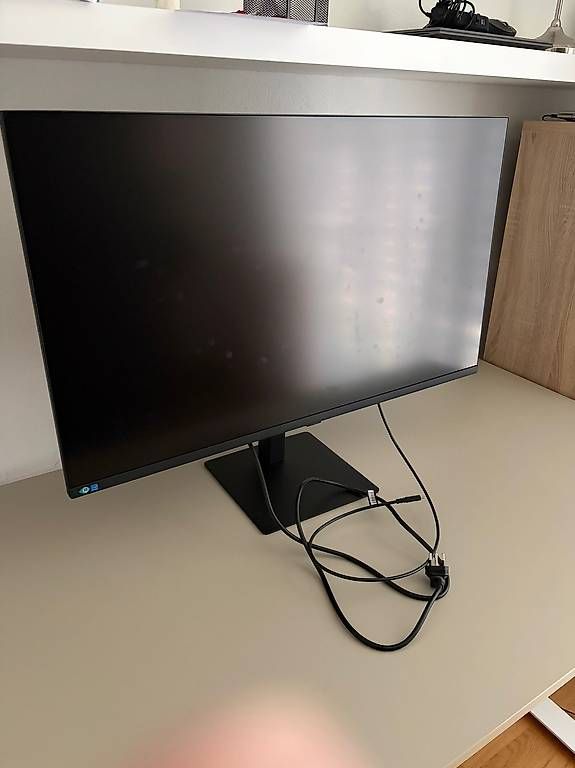 Monitor: Samsung Viewfinity S8 - S80UD 3840 x 2160 Pixel, 37" – Usato da Stettlen venduto da ann_7gb9 1