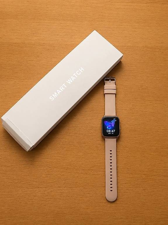 Smartwatch: Smartwatch Roségold mit 3 Armbändern – Gebraucht aus Flurlingen von Amora87 1