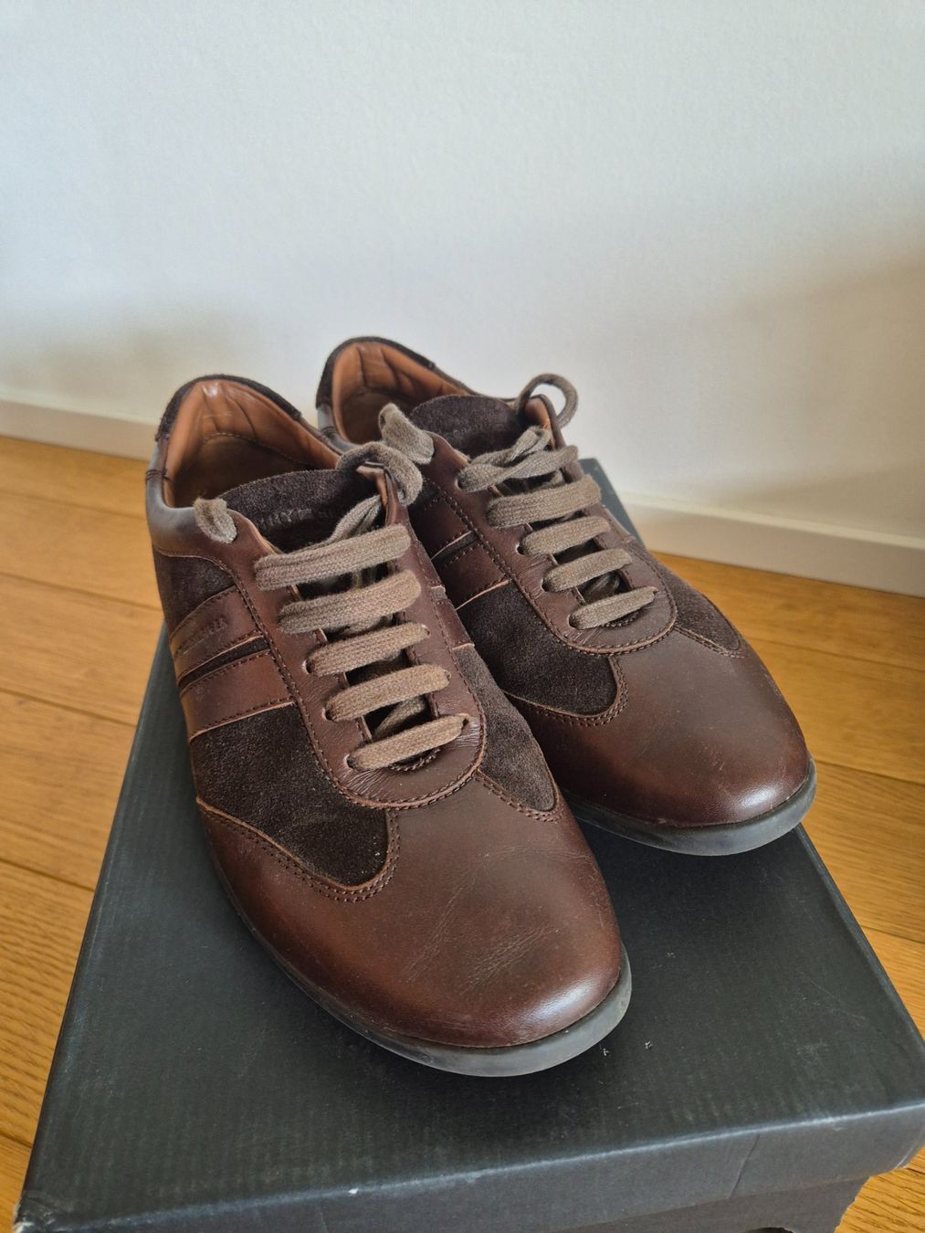 Tommy Hilfiger Scarpe da uomo: Chaussures Tommy Hilfiger neuves taille 40 – Nuovo (secondo la descrizione) da Genève venduto da Talhinho 1