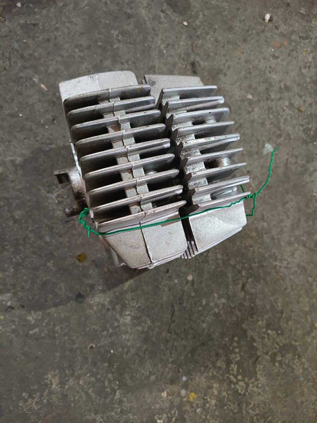 Sonstige Elektronik: Puch Kat Zylinder Set+KolbeP – Gebraucht aus Fulenbach von Elektronik 3