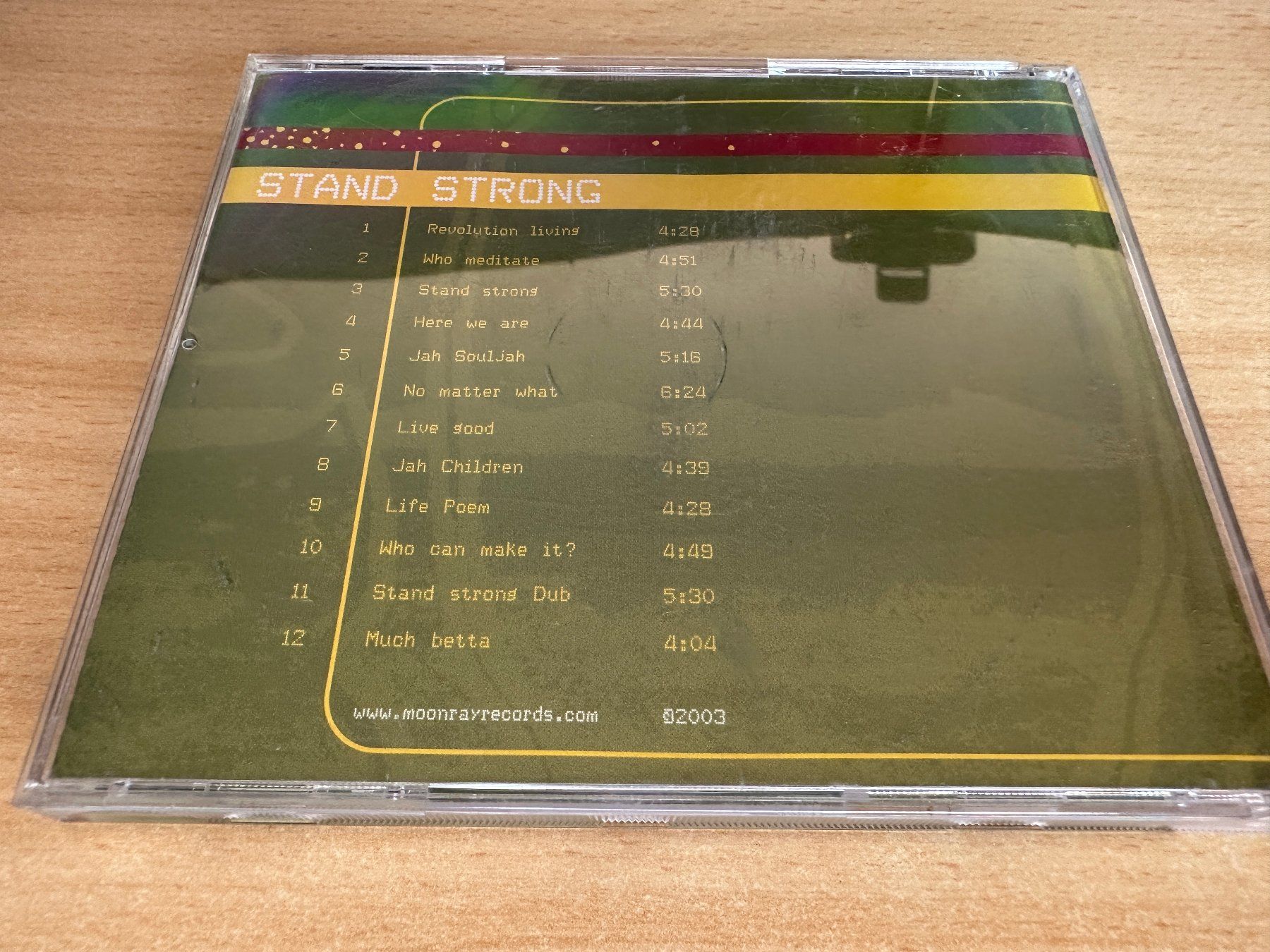 CD: TVS And Ras Milo – Stand Strong – Usato da Rikon im Tösstal venduto da Alpenmutz 1