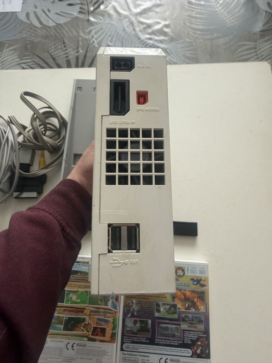 Nintendo Console: Console Nintendo Wii + 2 jeux Pokémon – Usato da Genève venduto da sho_67qj 8